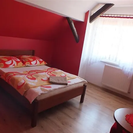 Dom Na Lesnej Gorze Apartman Miloszow