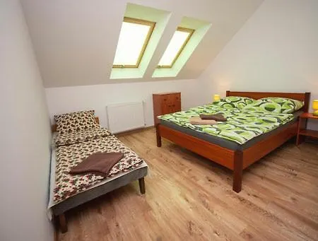 Apartman Dom Na Lesnej Gorze *
